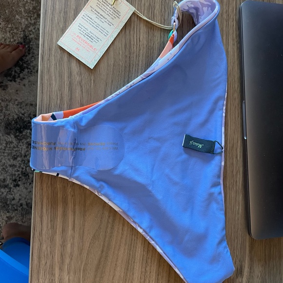 NWT Maaji reversible purple swim bottom - Picture 1 of 5